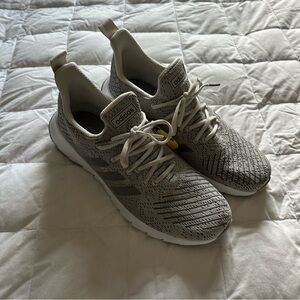 adidas Asweego Running Shoes Gray and White